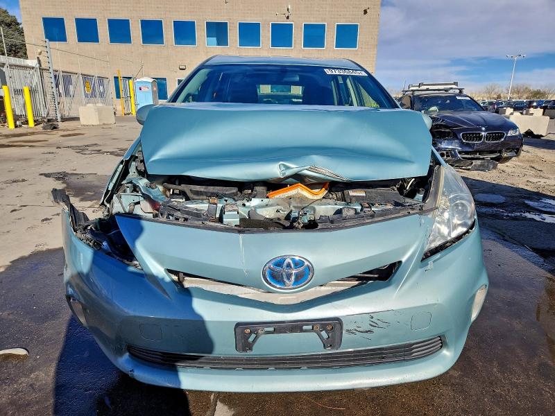 Photo 5 from auction – 2013 TOYOTA PRIUS V with VIN JTDZN3EU5D3283540