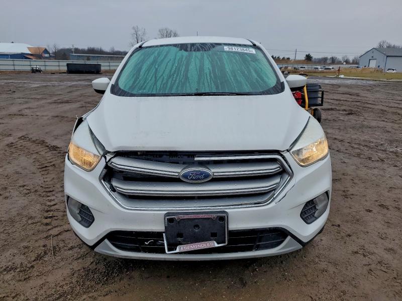 Photo 5 from auction – 2017 FORD ESCAPE SE with VIN 1FMCU0GD1HUE31912