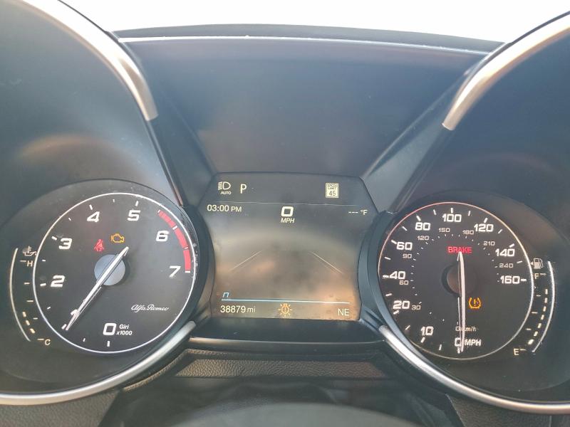 Снимка 9 от търг – 2022 ALFA ROMEO GIULIA SUP с VIN ZARFANBN4N7654663