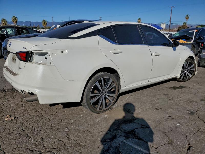 Photo 3 from auction – 2021 NISSAN ALTIMA SR with VIN 1N4BL4CW9MN407305
