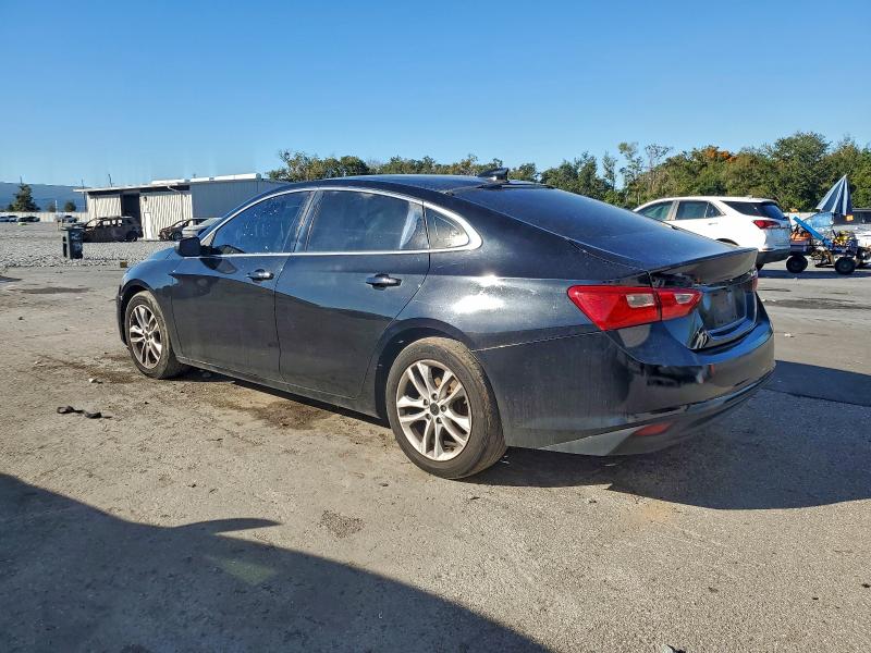 Photo 2 from auction – 2017 CHEVROLET MALIBU LT with VIN 1G1ZE5ST0HF133680