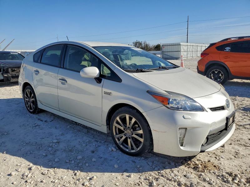 Photo 4 from auction – 2012 TOYOTA PRIUS PLUG with VIN JTDKN3DP5C3020685