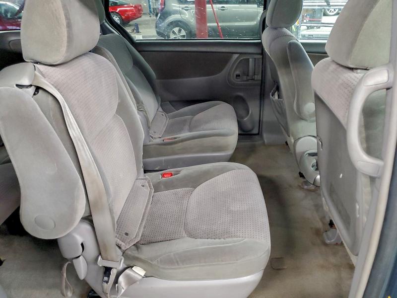 Photo 11 from auction – 2006 TOYOTA SIENNA CE with VIN 5TDZA23C26S486113