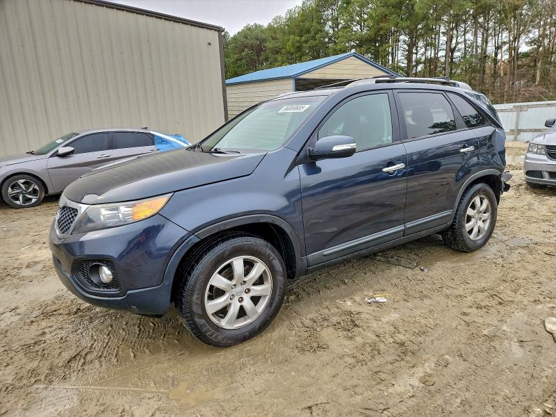 KIA SORENTO 2013 with VIN 5XYKT3A6XDG348506 - Photo from auction