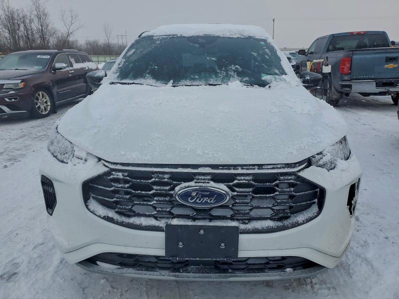 Photo 5 from auction – 2023 FORD ESCAPE ST with VIN 1FMCU9MN9PUA75273