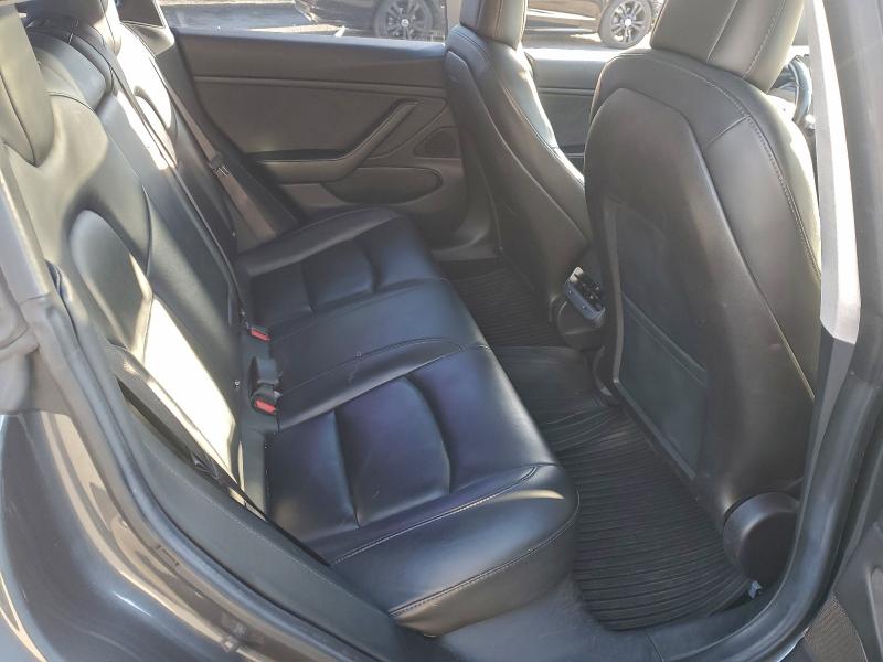Photo 10 from auction – 2018 TESLA MODEL 3 with VIN 5YJ3E1EA5JF024108