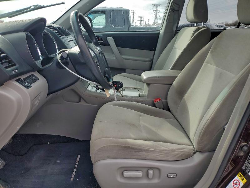 Photo 7 from auction – 2012 TOYOTA HIGHLANDER with VIN 5TDBK3EH9CS118049