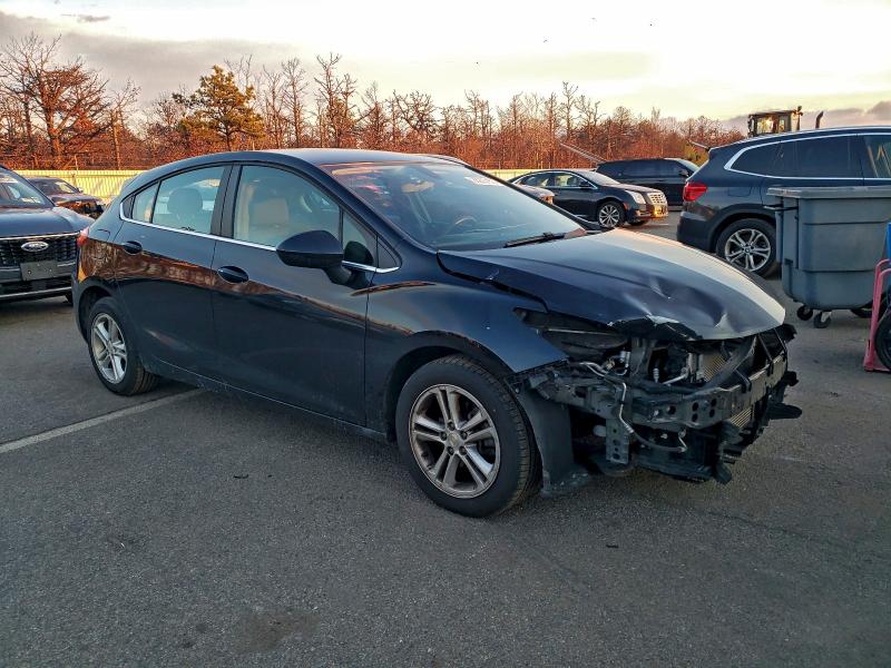 Photo 4 from auction – 2018 CHEVROLET CRUZE LT with VIN 3G1BE6SM7JS650167