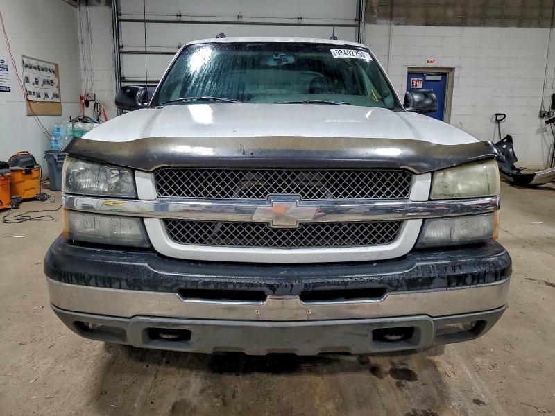 Photo 5 from auction – 2004 CHEVROLET AVALANCHE with VIN 3GNEK12T74G104183