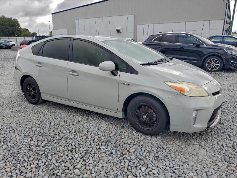 Photo 4 from auction – 2013 TOYOTA PRIUS with VIN JTDKN3DU5D5540574