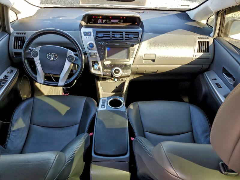 Photo 8 from auction – 2012 TOYOTA PRIUS V with VIN JTDZN3EU1C3178718