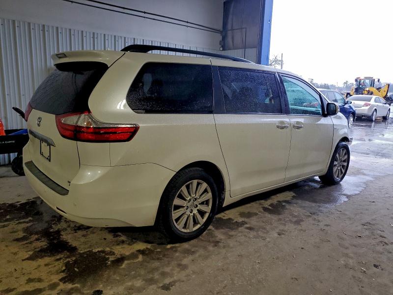 Photo 3 from auction – 2017 TOYOTA SIENNA XLE with VIN 5TDDZ3DC8HS180527