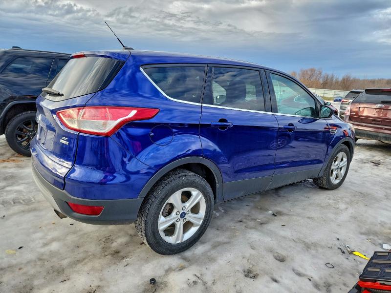 Photo 3 from auction – 2015 FORD ESCAPE SE with VIN 1FMCU9GX5FUC23060