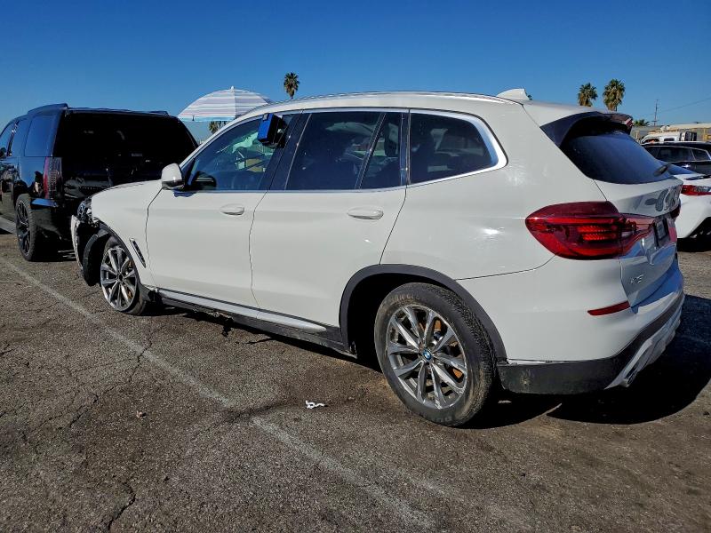 Photo 2 from auction – 2019 BMW X3 XDRIVE3 with VIN 5UXTR9C55KLP90779