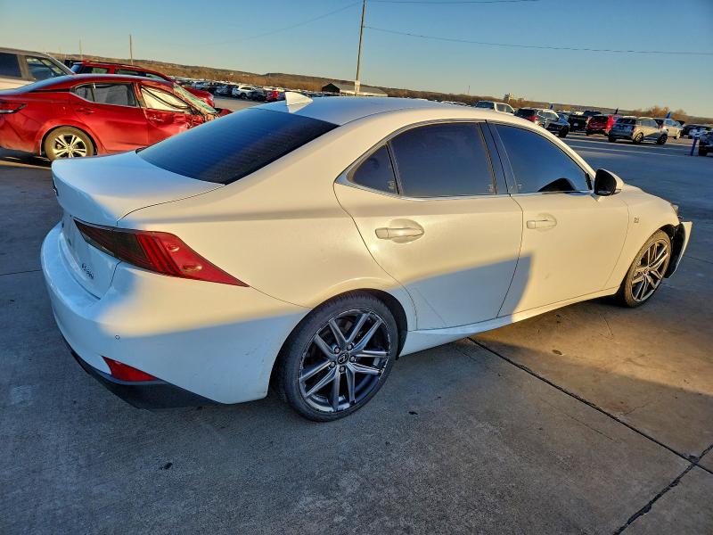 Photo 3 from auction – 2018 LEXUS IS 300 with VIN JTHBA1D29J5066573