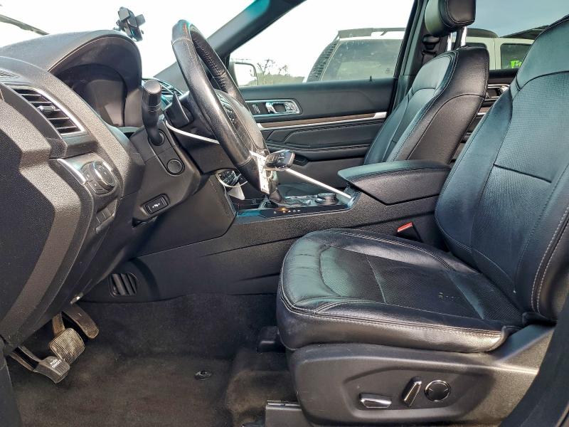 Photo 7 from auction – 2016 FORD EXPLORER L with VIN 1FM5K8F80GGC15418