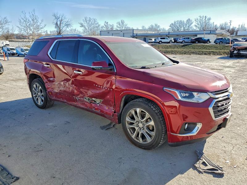Photo 4 from auction – 2020 CHEVROLET TRAVERSE with VIN 1GNERKKW3LJ295268