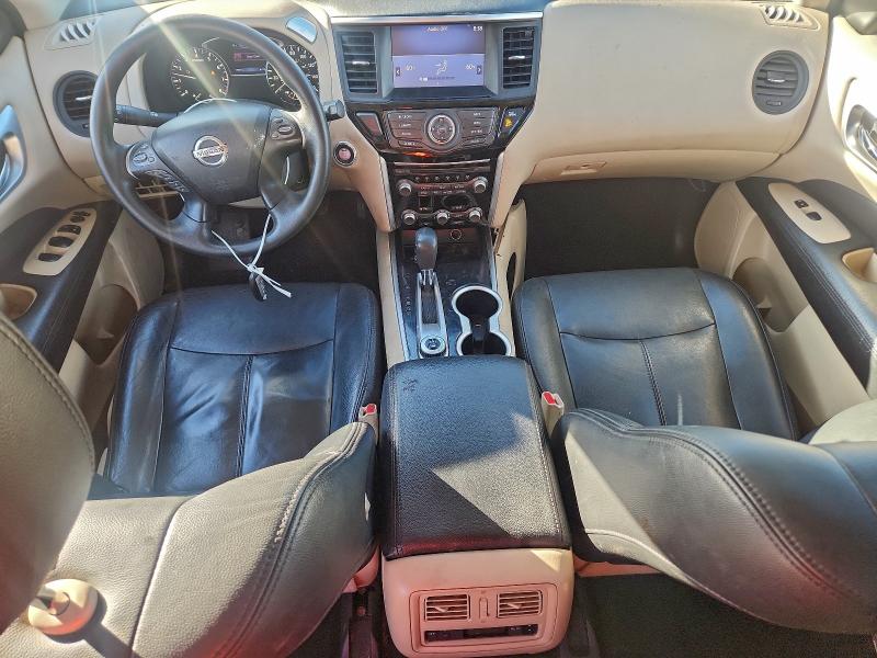 Photo 8 from auction – 2017 NISSAN PATHFINDER with VIN 5N1DR2MM2HC695765