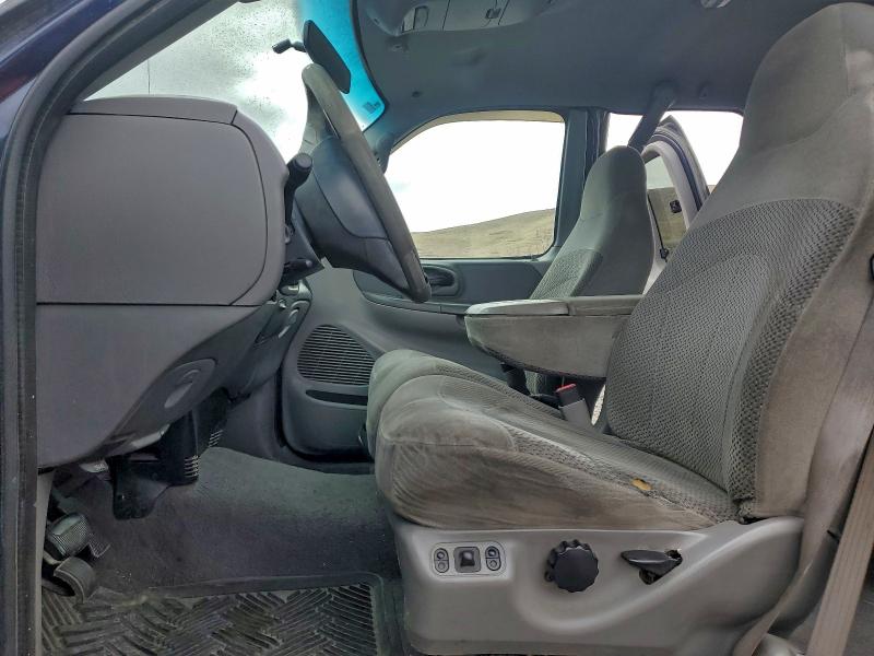 Photo 7 from auction – 2000 FORD F150 with VIN 1FTRX18LXYKA75943
