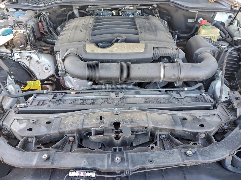 Photo 12 from auction – 2017 PORSCHE CAYENNE with VIN WP1AA2A27HKA84538