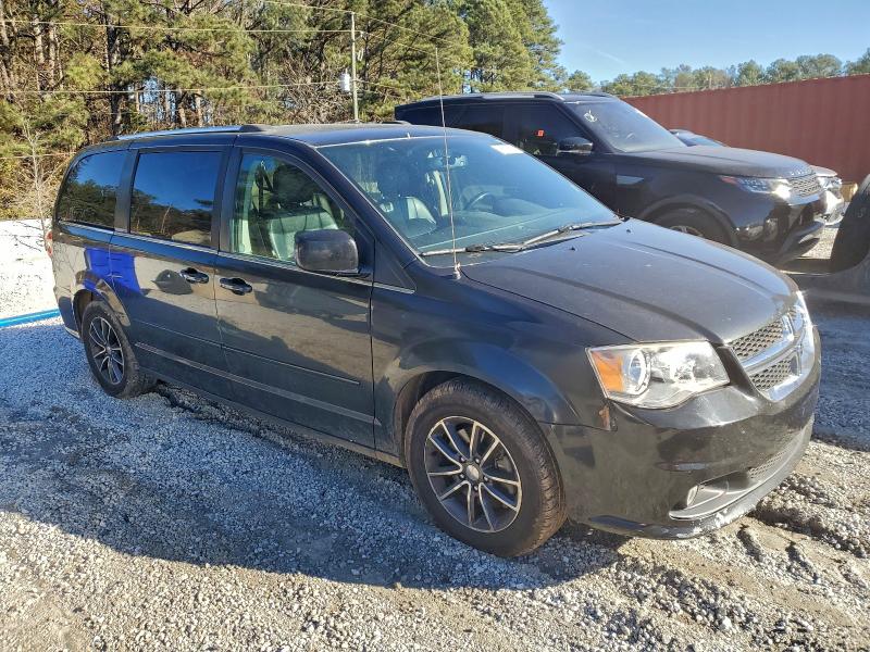 Photo 4 from auction – 2017 DODGE GRAND CARA with VIN 2C4RDGCG1HR624680