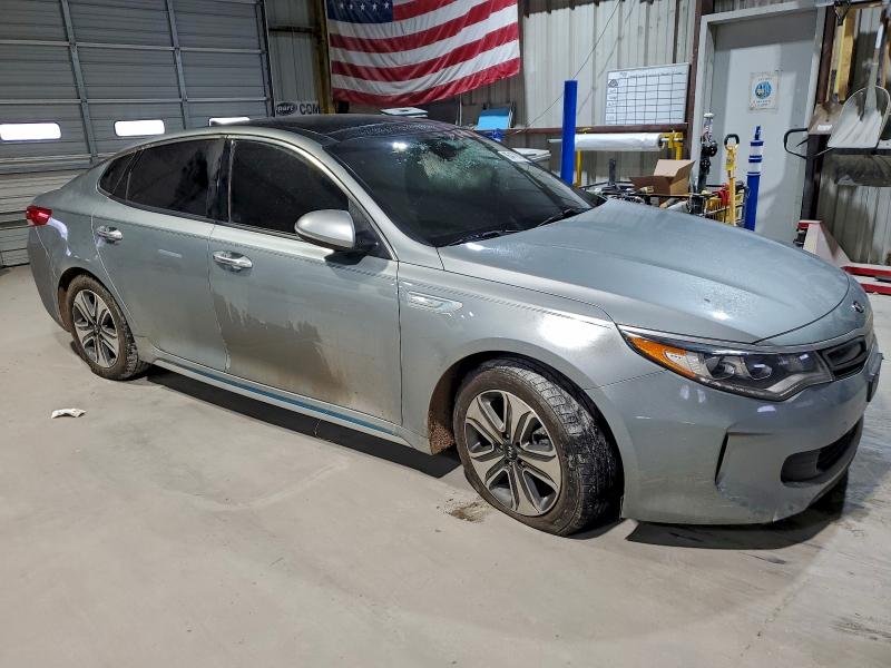 Photo 4 from auction – 2017 KIA OPTIMA with VIN KNAGV4LD8H5008963