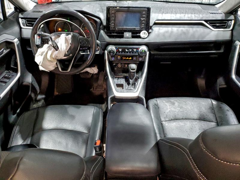 Photo 8 from auction – 2020 TOYOTA RAV4 XLE with VIN 2T3P1RFV7LC138624