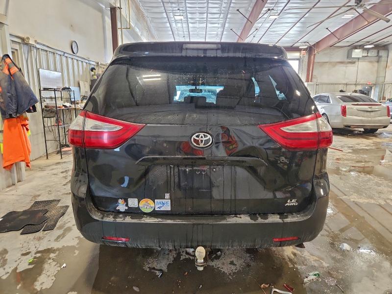 Photo 6 from auction – 2017 TOYOTA SIENNA LE with VIN 5TDJZ3DC7HS185298