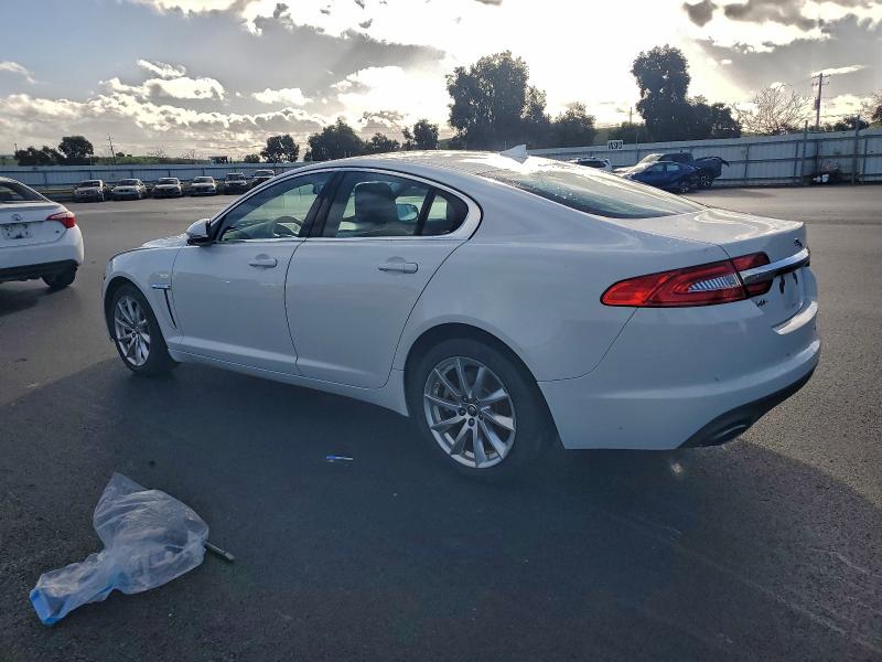 Foto 2 de la subasta – 2013 JAGUAR XF con VIN SAJWA0ES5DPS63665