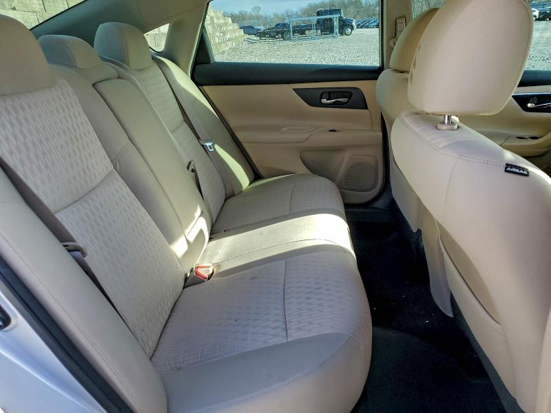 Photo 10 from auction – 2016 NISSAN ALTIMA 2.5 with VIN 1N4AL3AP4GC134940