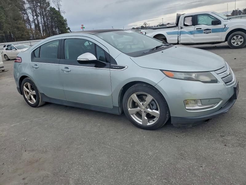Photo 4 from auction – 2011 CHEVROLET VOLT with VIN 1G1RD6E43BU101306