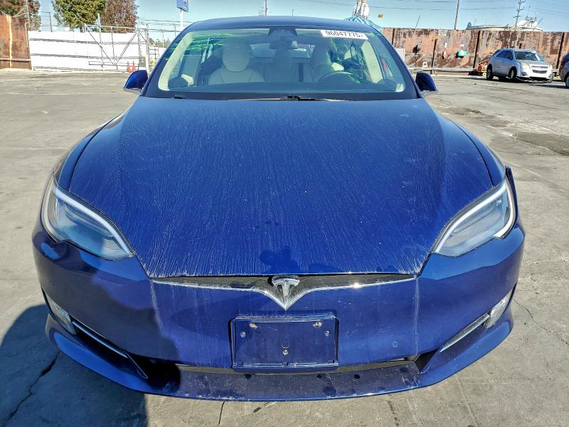 Photo 5 from auction – 2018 TESLA MODEL S with VIN 5YJSA1E23JF288041