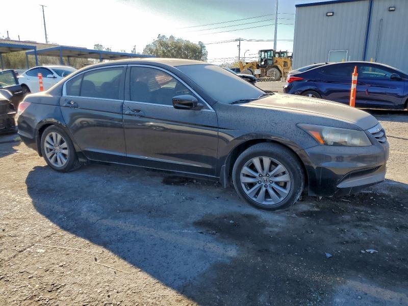 Photo 4 from auction – 2011 HONDA ACCORD EXL with VIN 1HGCP2F87BA126565