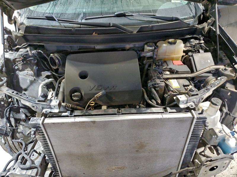 Photo 12 from auction – 2018 CHEVROLET TRAVERSE L with VIN 1GNEVFKW7JJ257543