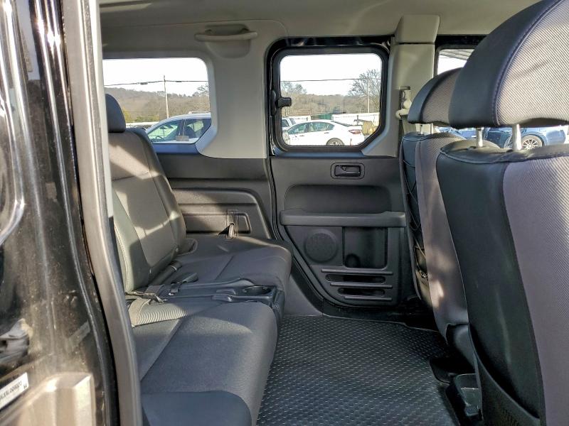 Photo 10 from auction – 2004 HONDA ELEMENT EX with VIN 5J6YH286X4L009027