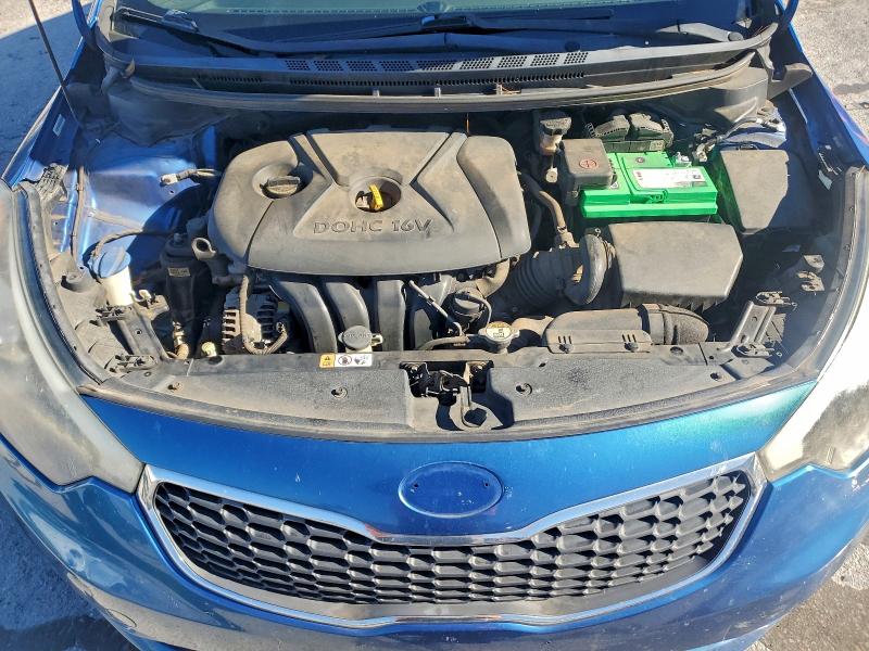 Photo 11 from auction – 2015 KIA FORTE LX with VIN KNAFX4A6XF5325053