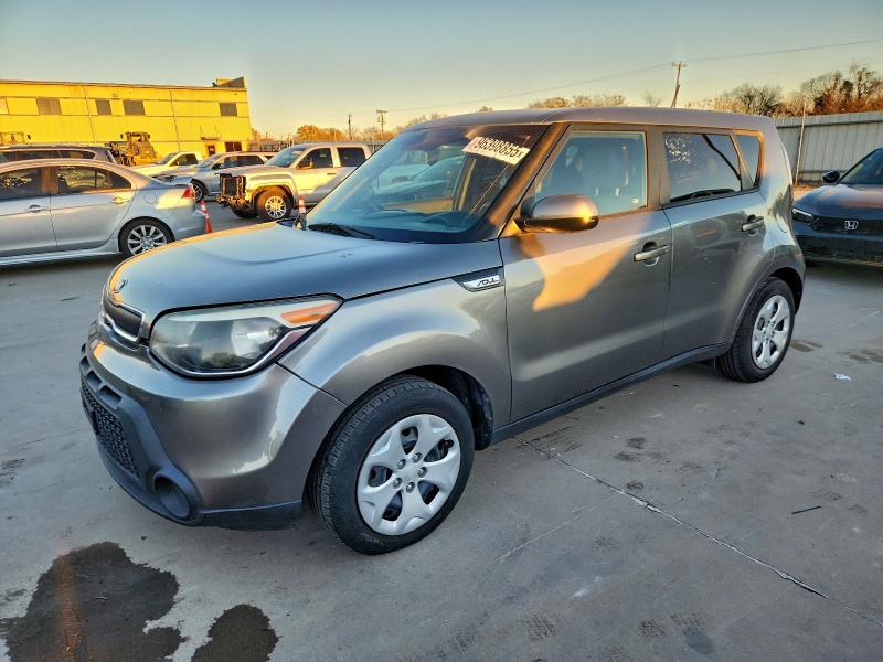 KIA SOUL 2015 with VIN KNDJN2A24F7198535 - Photo from auction