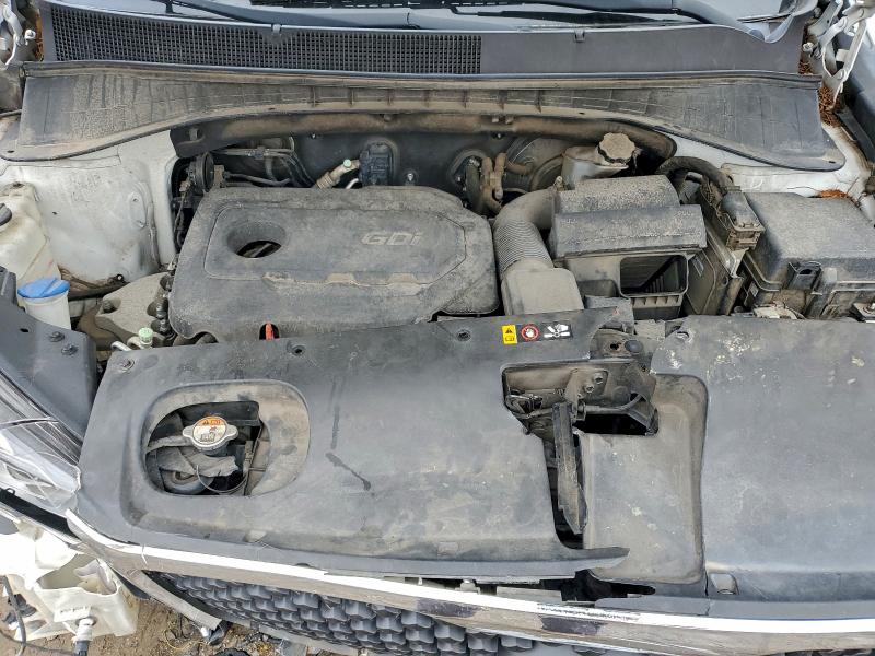 Photo 11 from auction – 2016 KIA SORENTO LX with VIN 5XYPG4A37GG095705
