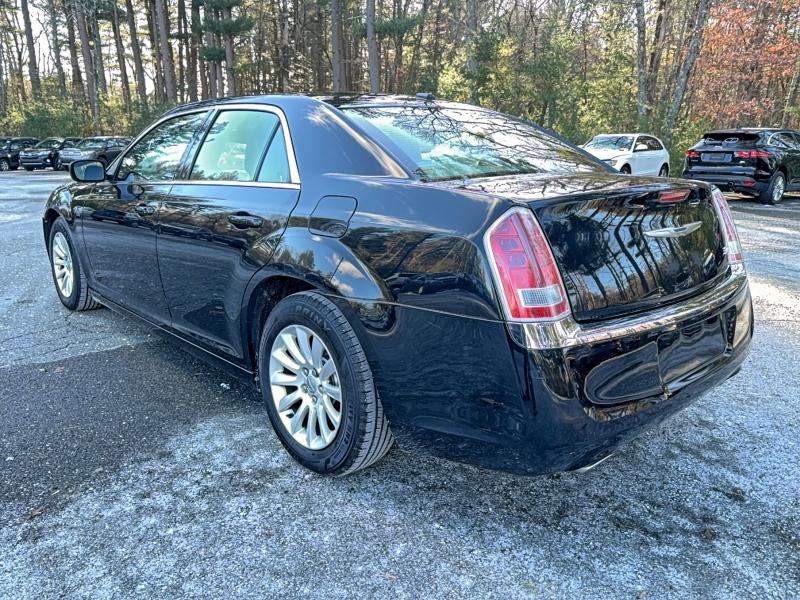 Photo 3 from auction – 2013 CHRYSLER 300 with VIN 2C3CCAAGXDH504406