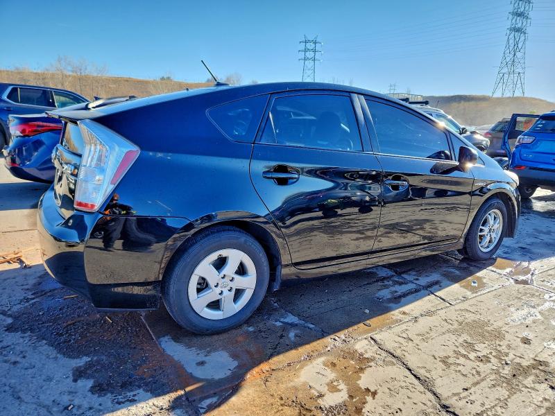 Photo 3 from auction – 2011 TOYOTA PRIUS with VIN JTDKN3DUXB0264015