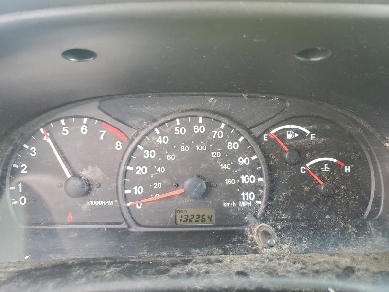 Photo 9 from auction – 2003 CHEVROLET TRACKER ZR with VIN 2CNBJ734X36923476