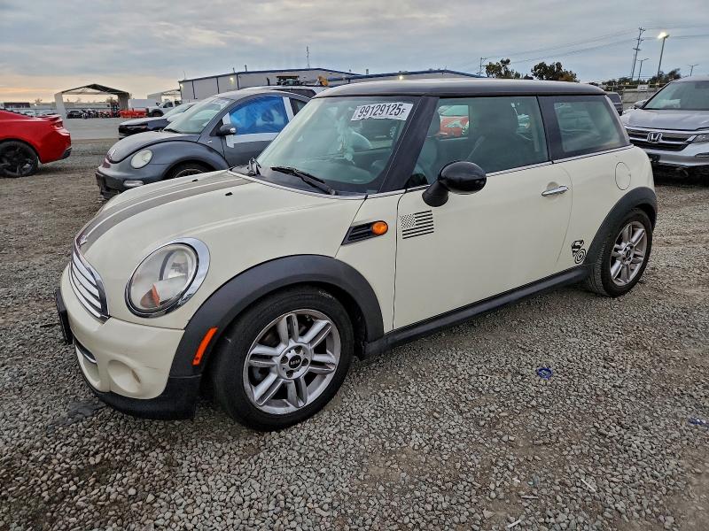 MINI COOPER 2012 with VIN WMWSU3C51CT540902 - Photo from auction