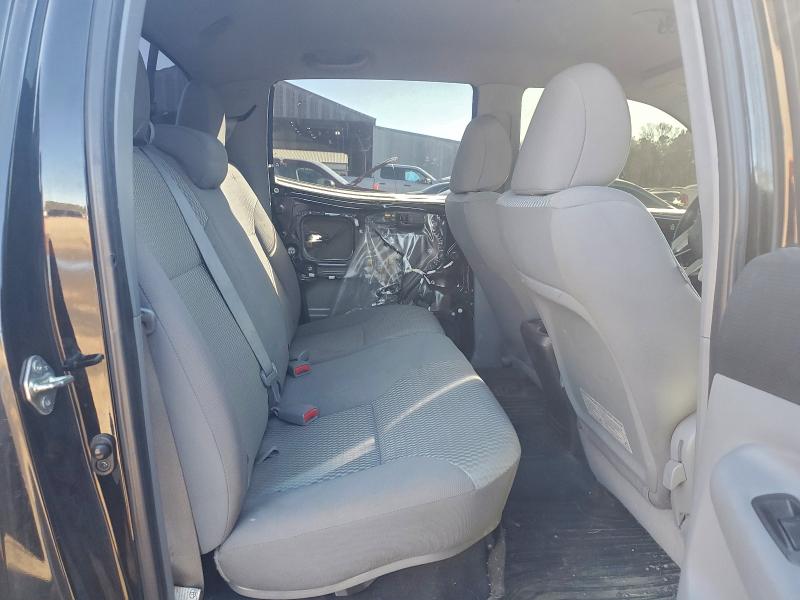 Photo 10 from auction – 2015 TOYOTA TACOMA DOU with VIN 5TFLU4EN4FX120154