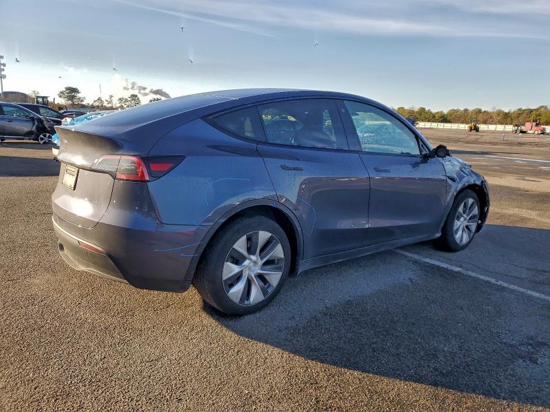 Zdjęcie 3 z aukcji – 2023 TESLA MODEL Y z VIN 7SAYGDEE4PA109387