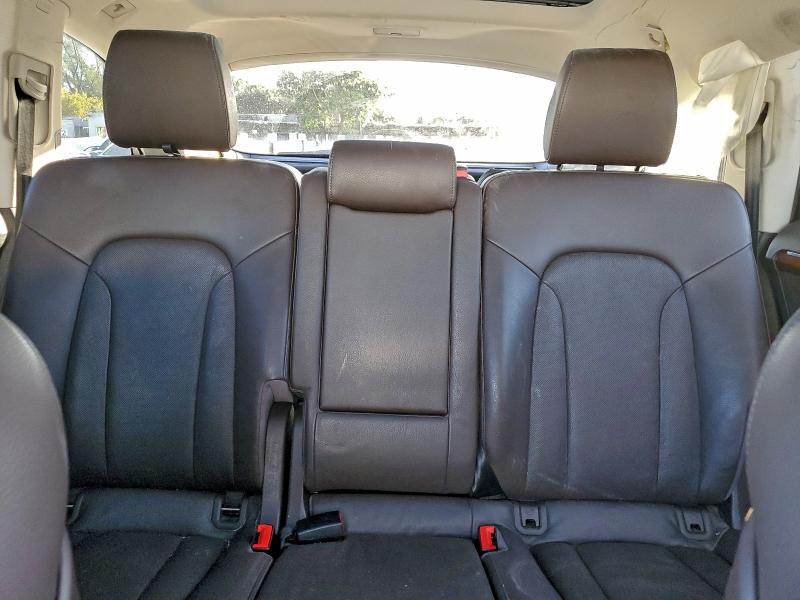 Photo 10 from auction – 2015 AUDI Q7 TDI PRE with VIN WA1VMAFE0FD025978