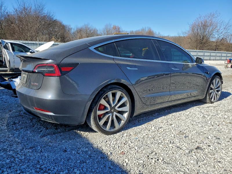 Photo 3 from auction – 2019 TESLA MODEL 3 with VIN 5YJ3E1EB5KF236680