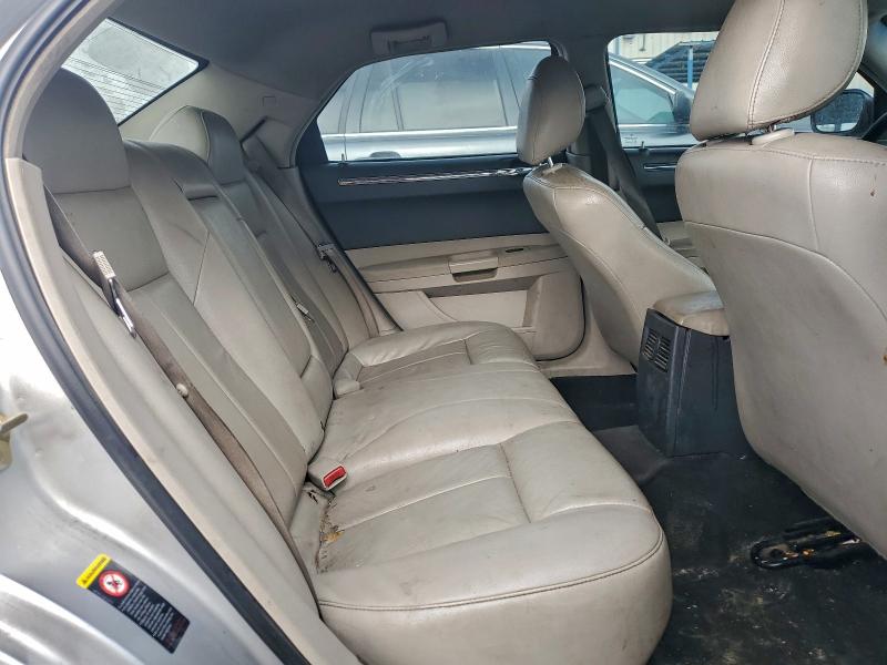 Photo 10 from auction – 2005 CHRYSLER 300 TOURIN with VIN 2C3AA53G75H142084