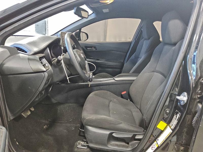 Photo 7 from auction – 2019 TOYOTA C-HR XLE with VIN NMTKHMBX5KR095706