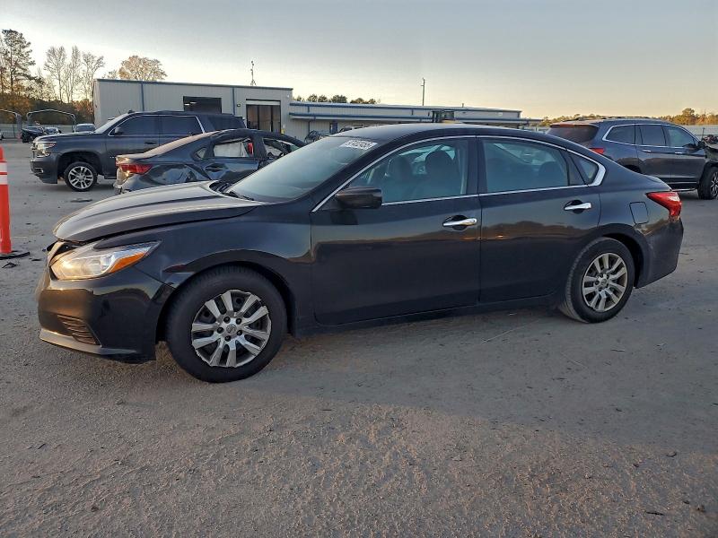 NISSAN ALTIMA 2.5 2016 with VIN 1N4AL3AP0GN377925 - Photo from auction