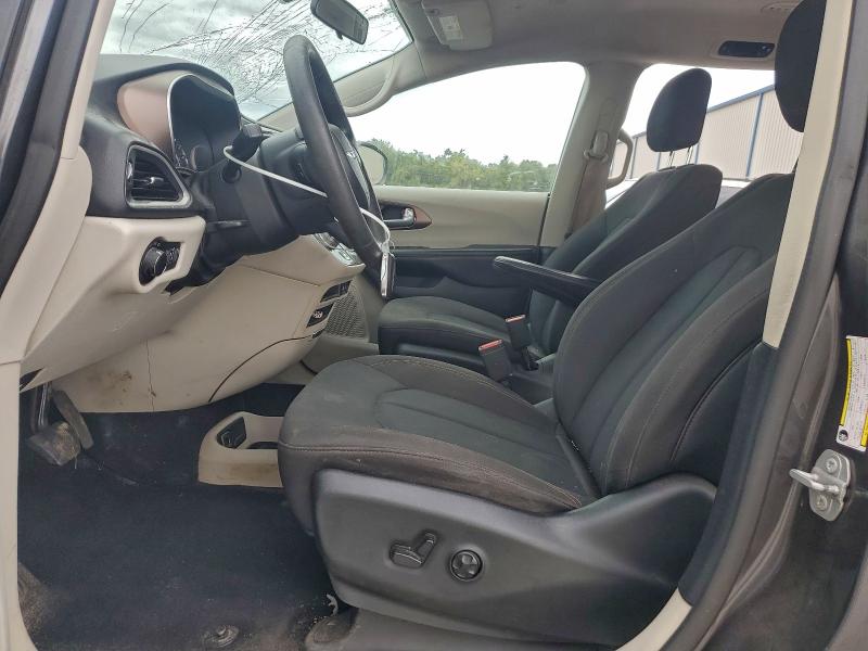 Photo 7 from auction – 2018 CHRYSLER PACIFICA L with VIN 2C4RC1CG6JR169153